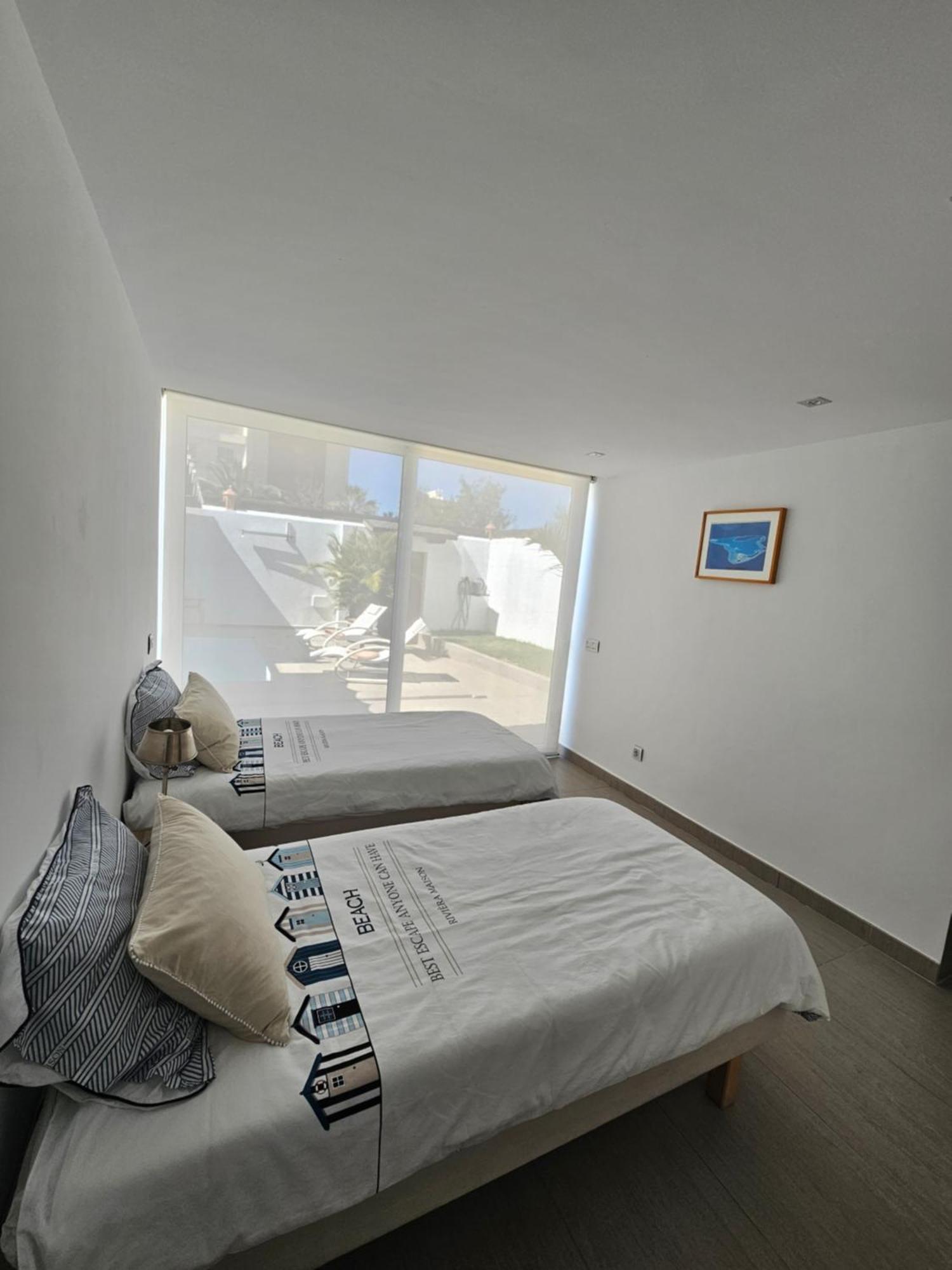 Nosotros Luxury Villa 로스크리스티아노스 외부 사진