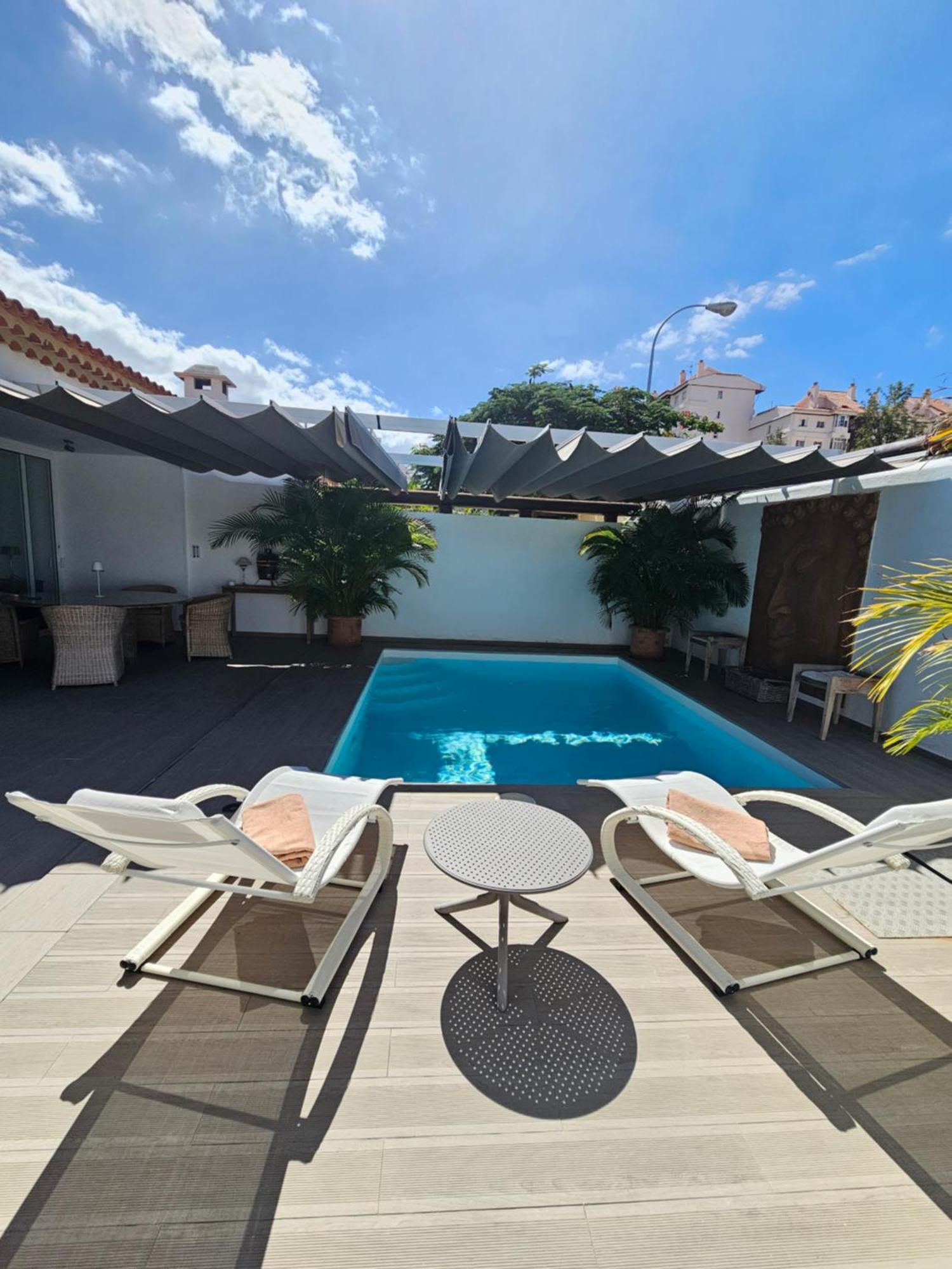 Nosotros Luxury Villa 로스크리스티아노스 외부 사진